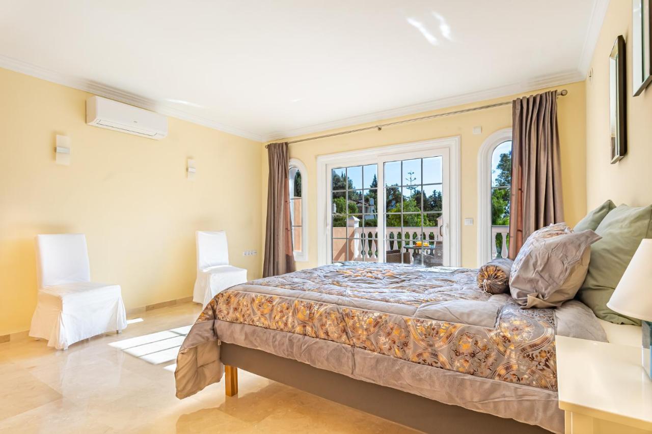 Fuengirola Villa Majestic ミハス エクステリア 写真
